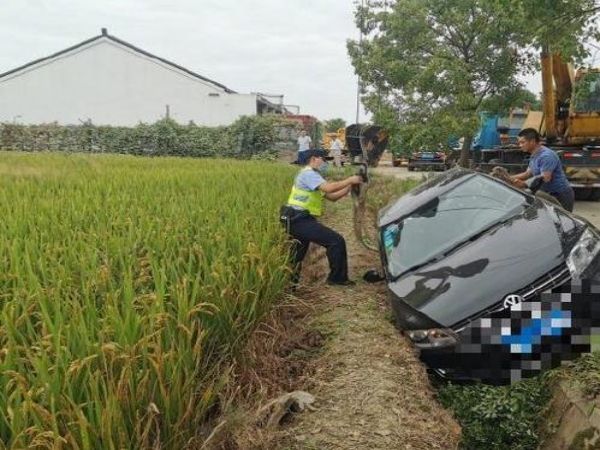 浮梁县吊车租赁电话_50吨吊车租赁一次多少钱？